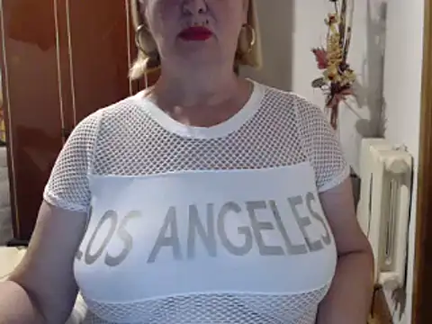 Secretfox online show from September 2025 09:11:01 AM