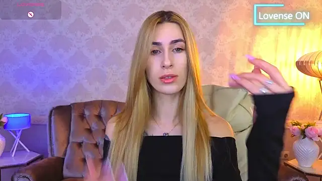 Snapshot of Sexy_Lava chatting on November 2025 06:47:02 AM Sexy Lava online show from November 2025 06:47:02 AM