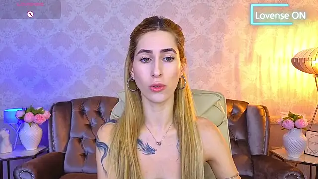 Snapshot of Sexy_Lava chatting on November 2025 06:58:01 AM Sexy Lava online show from November 2025 06:58:01 AM