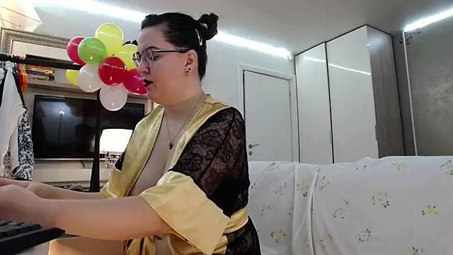 ILoveToFeelU online show from December 2025 12:50:02 AM