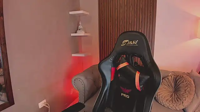 liam collins21 online show from January 2026 11:45:02 AM