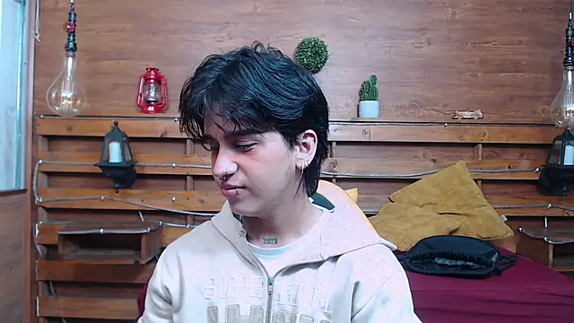 alex 477 online show from November 2025 11:43:02 AM