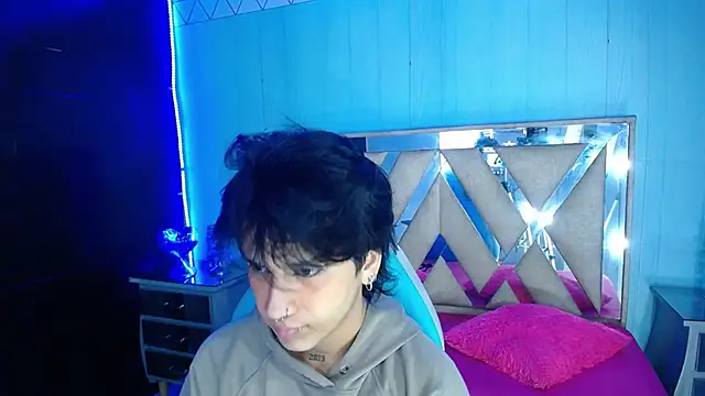 alex 477 online show from November 2025 11:32:02 AM