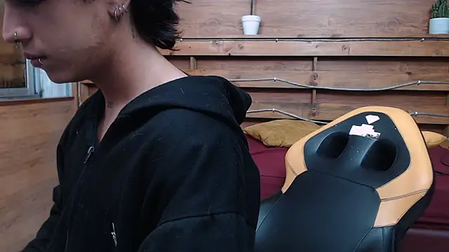 alex 477 online show from February 2026 11:33:01 AM