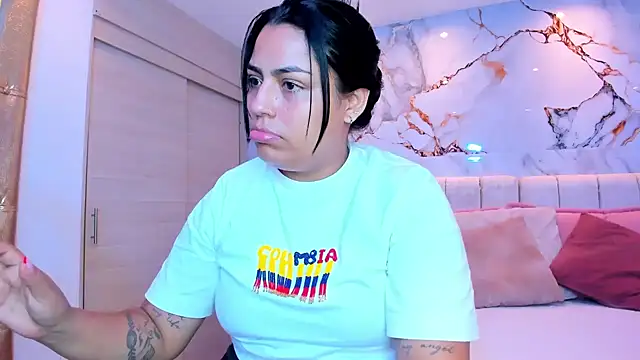 kiana cream online show from July 2026 04:02:02 PM