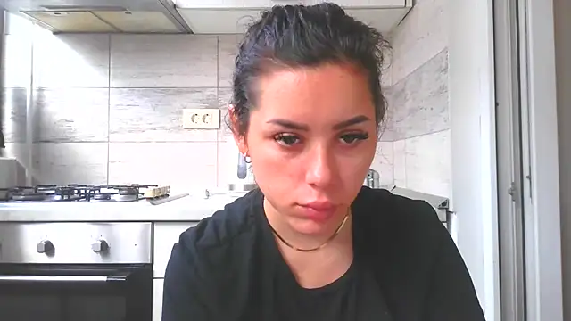 LovelyJulliette online show from November 2025 01:44:01 PM