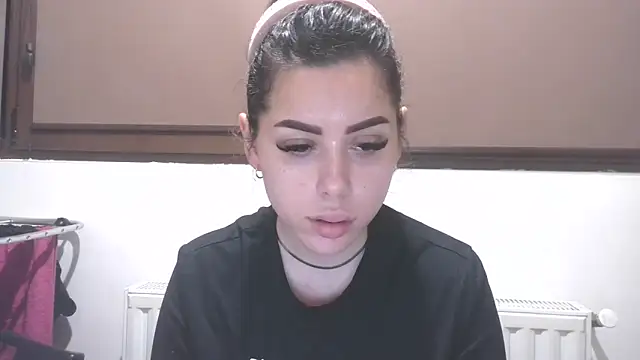 LovelyJulliette online show from February 2026 04:54:01 PM