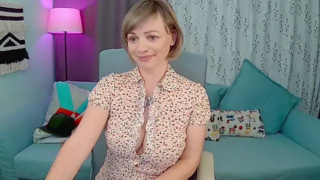 Snapshot of NandiSmile chatting on November 2025 05:09:01 PM NandiSmile online show from November 2025 05:09:01 PM