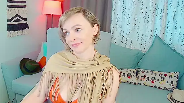 Snapshot of NandiSmile chatting on December 2025 08:56:02 AM NandiSmile online show from December 2025 08:56:02 AM