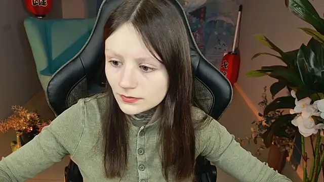 VeliraBraitberg online show from January 2025 11:34:01 AM