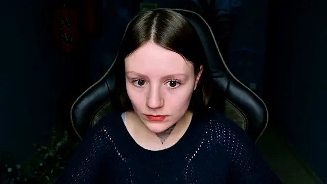 VeliraBraitberg online show from March 2025 11:29:02 AM