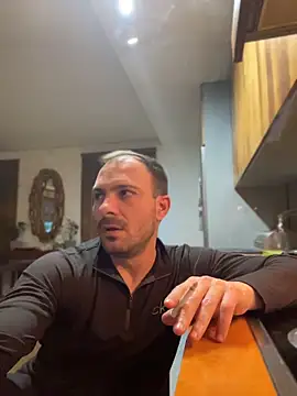 Adventurehotman online show from April 2026 09:48:02 PM