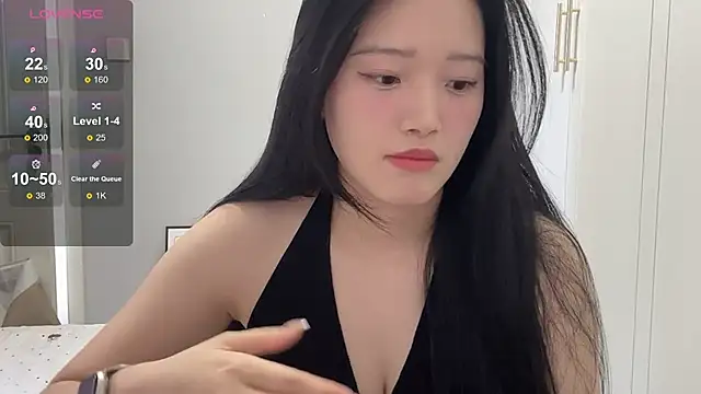 Snapshot of rose-u chatting on November 2025 01:26:02 AM rose-u online show from November 2025 01:26:02 AM