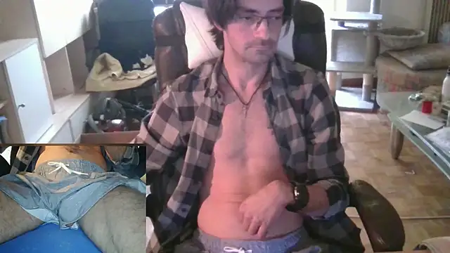 Snapshot of Drmoriarty07 chatting on March 2025 10:35:02 AM Drmoriarty07 online show from March 2025 10:35:02 AM