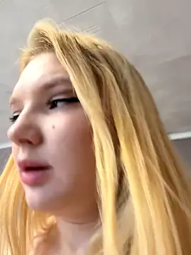 AmmyHot online show from October 2025 04:34:02 AM