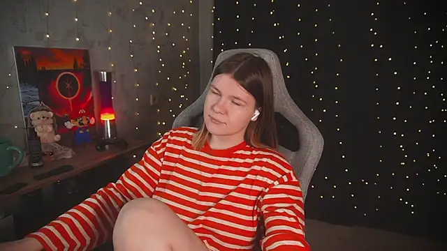 Snapshot of cuteamberlyyy chatting on October 2025 03:40:01 AM cuteamberlyyy online show from October 2025 03:40:01 AM