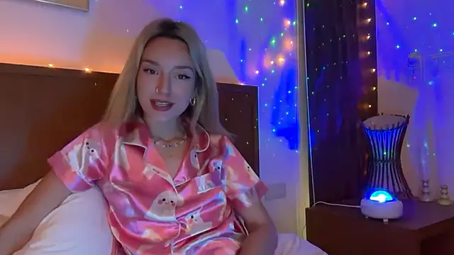 SirenaBelle online show from November 2025 12:42:01 AM