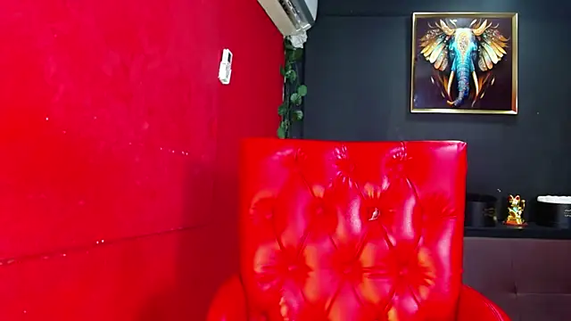 aitanarus online show from October 2025 10:19:01 PM