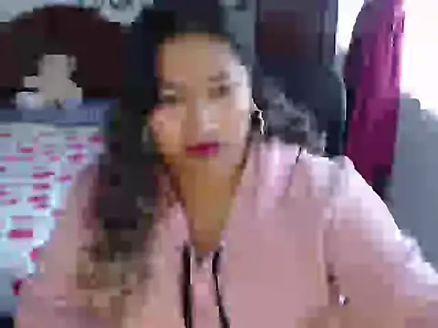 Snapshot of EmilyLove1014 chatting on January 2025 09:14:02 PM EmilyLove1014 online show from January 2025 09:14:02 PM