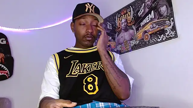 king  Black online show from January 2026 03:27:01 PM