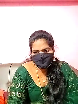 melina214 online show from October 2025 04:37:01 PM