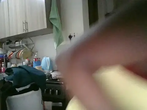 Snapshot of Sonnia_ chatting on December 2024 11:18:02 PM Sonnia online show from December 2024 11:18:02 PM