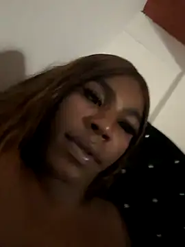 Snapshot of Richchocolatesweet_ chatting on November 2025 10:14:01 AM Richchocolatesweet online show from November 2025 10:14:01 AM