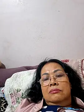 Hotestlove online show from November 2025 12:20:01 PM