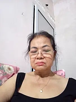 Hotestlove online show from March 2026 02:01:01 PM