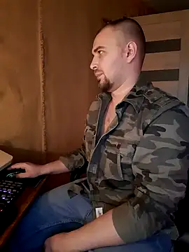 Foxyshaved online show from January 2025 08:39:02 AM