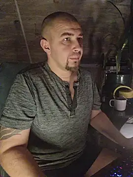 Foxyshaved online show from November 2025 02:54:01 AM