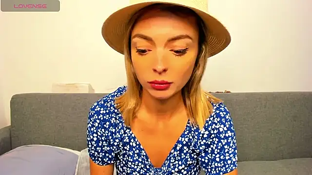  ellen meow  online show from October 2025 09:23:01 PM