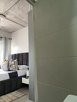 slimcateee online show from March 2026 08:43:01 AM