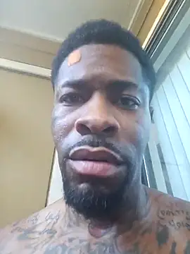 Snapshot of bossman-P5 chatting on October 2025 10:30:01 PM bossman-P5 online show from October 2025 10:30:01 PM