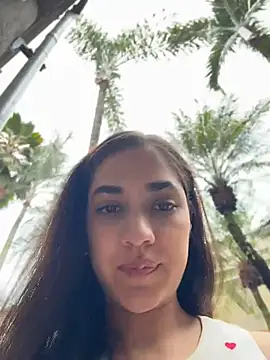 CuteeRose online show from May 2026 06:03:01 PM