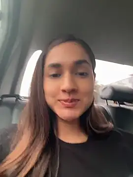 CuteeRose online show from May 2026 04:57:01 PM