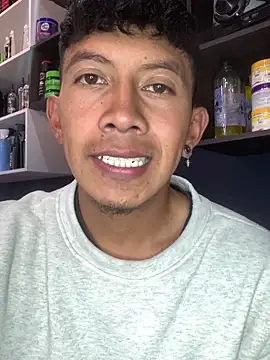 Snapshot of Chocolatito26 chatting on January 2025 10:01:01 PM Chocolatito26 online show from January 2025 10:01:01 PM