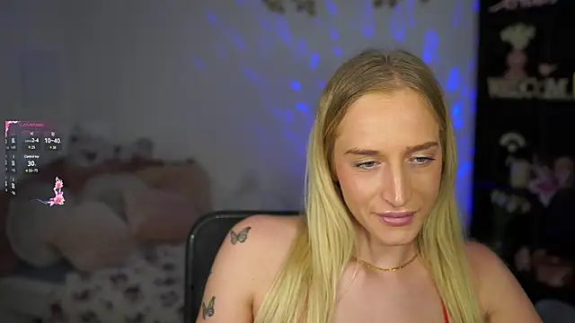 Nicolette  Shea  online show from January 2025 05:44:01 PM