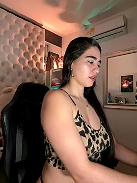 Snapshot of ZarahEvans chatting on September 2025 07:27:01 PM ZarahEvans online show from September 2025 07:27:01 PM