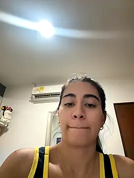 Snapshot of ZarahEvans chatting on October 2025 08:43:01 PM ZarahEvans online show from October 2025 08:43:01 PM