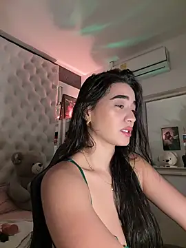 ZarahEvans online show from December 2025 08:04:01 PM