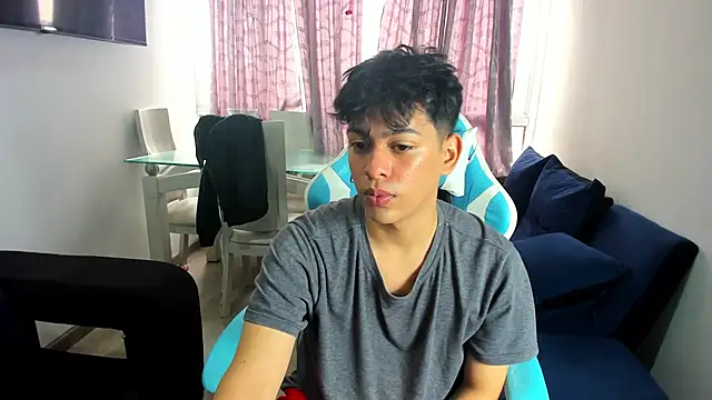 Franco Rizzo  online show from February 2025 07:49:01 PM