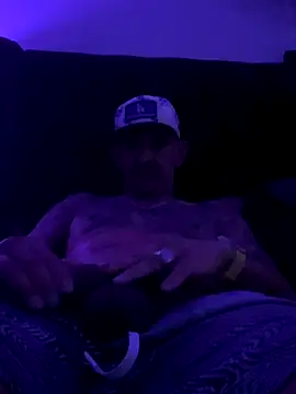 RoodoggXL online show from November 2025 03:07:01 AM