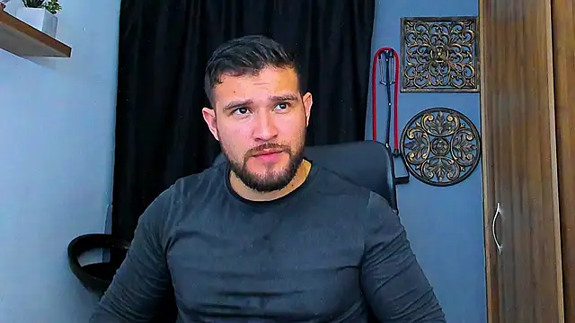 AndrewDiaz online show from February 2026 07:04:01 AM