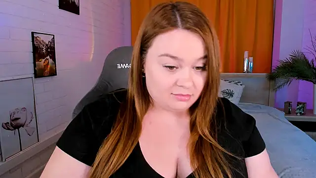 Snapshot of KimberlyMaran chatting on January 2025 12:10:01 PM KimberlyMaran online show from January 2025 12:10:01 PM