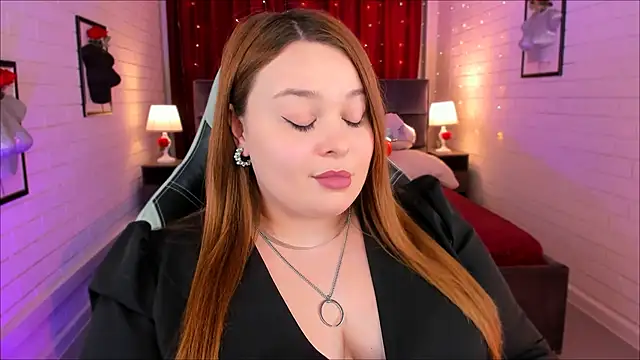 Snapshot of KimberlyMaran chatting on March 2025 03:23:02 PM KimberlyMaran online show from March 2025 03:23:02 PM