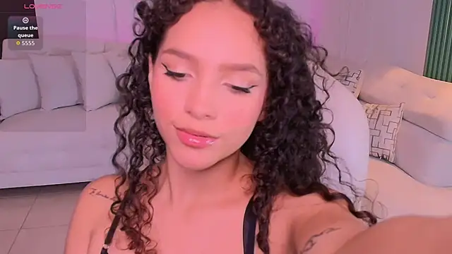 anahi curlie1 online show from April 2026 06:19:01 AM