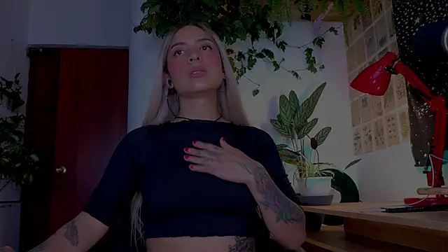 Snapshot of Yeriawaddell_ chatting on November 2025 01:05:01 AM Yeriawaddell online show from November 2025 01:05:01 AM