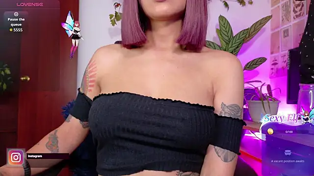 Snapshot of Yeriawaddell_ chatting on December 2025 12:05:02 AM Yeriawaddell online show from December 2025 12:05:02 AM