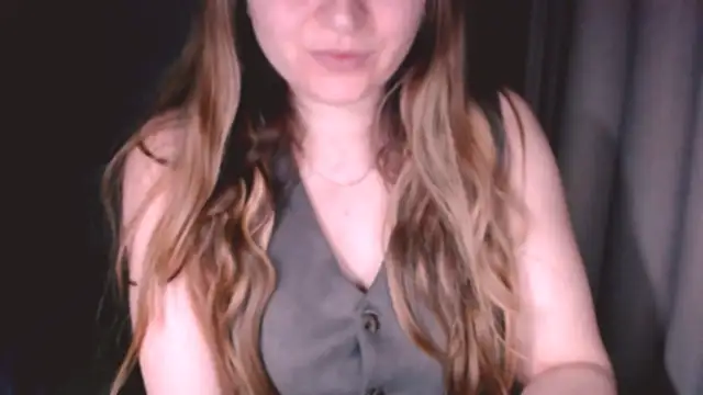 fiona cute 2 online show from April 2026 07:15:02 PM